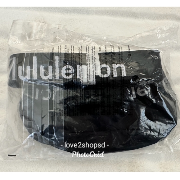 Lululemon Rare Everywhere Belt Bag Wordmark - Black and White NWT